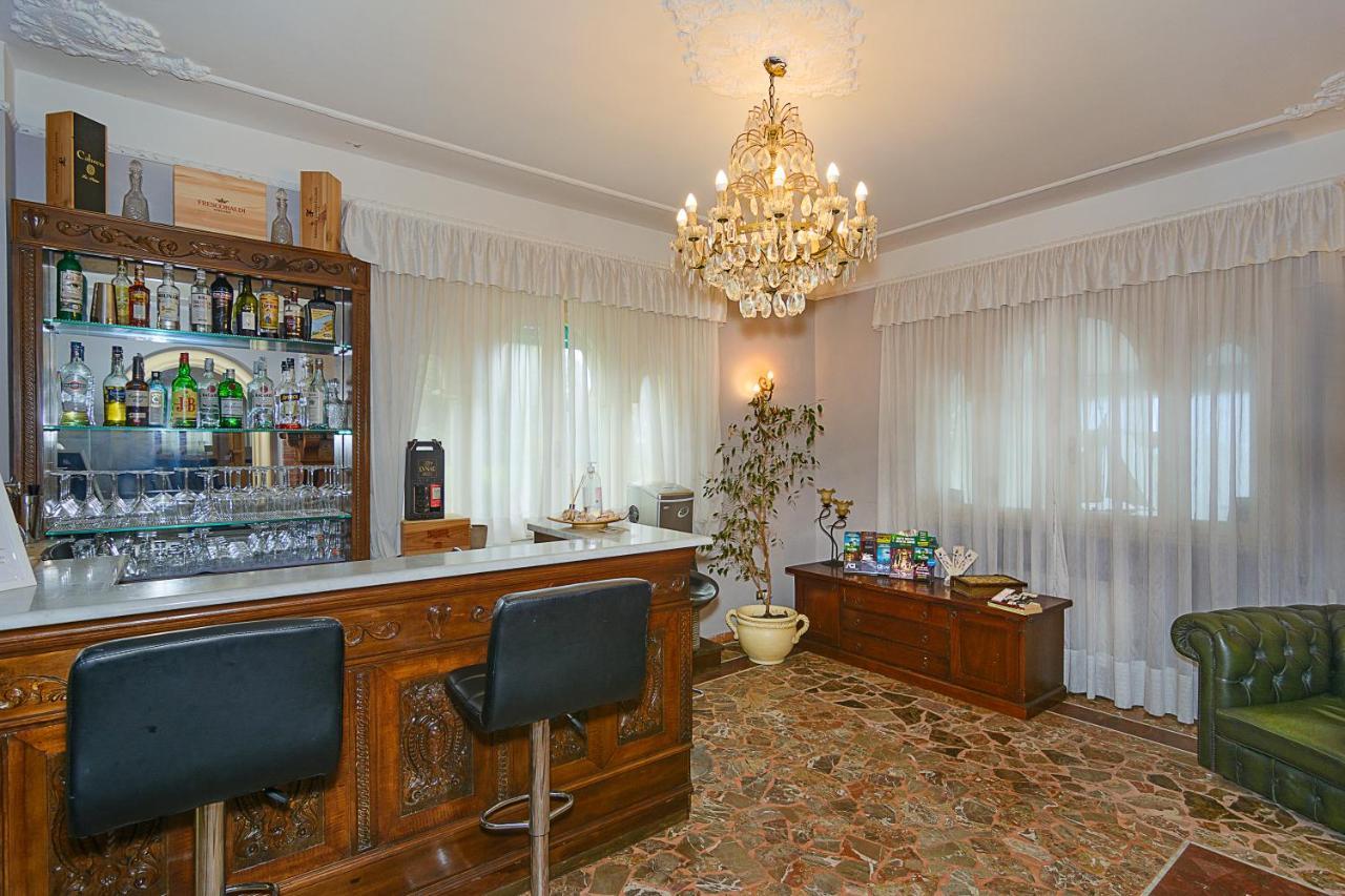 Hotel Poseidon Marina di Pietrasanta Dış mekan fotoğraf