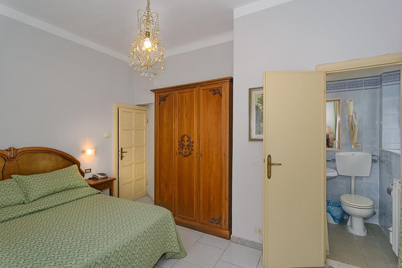 Hotel Poseidon Marina di Pietrasanta Dış mekan fotoğraf