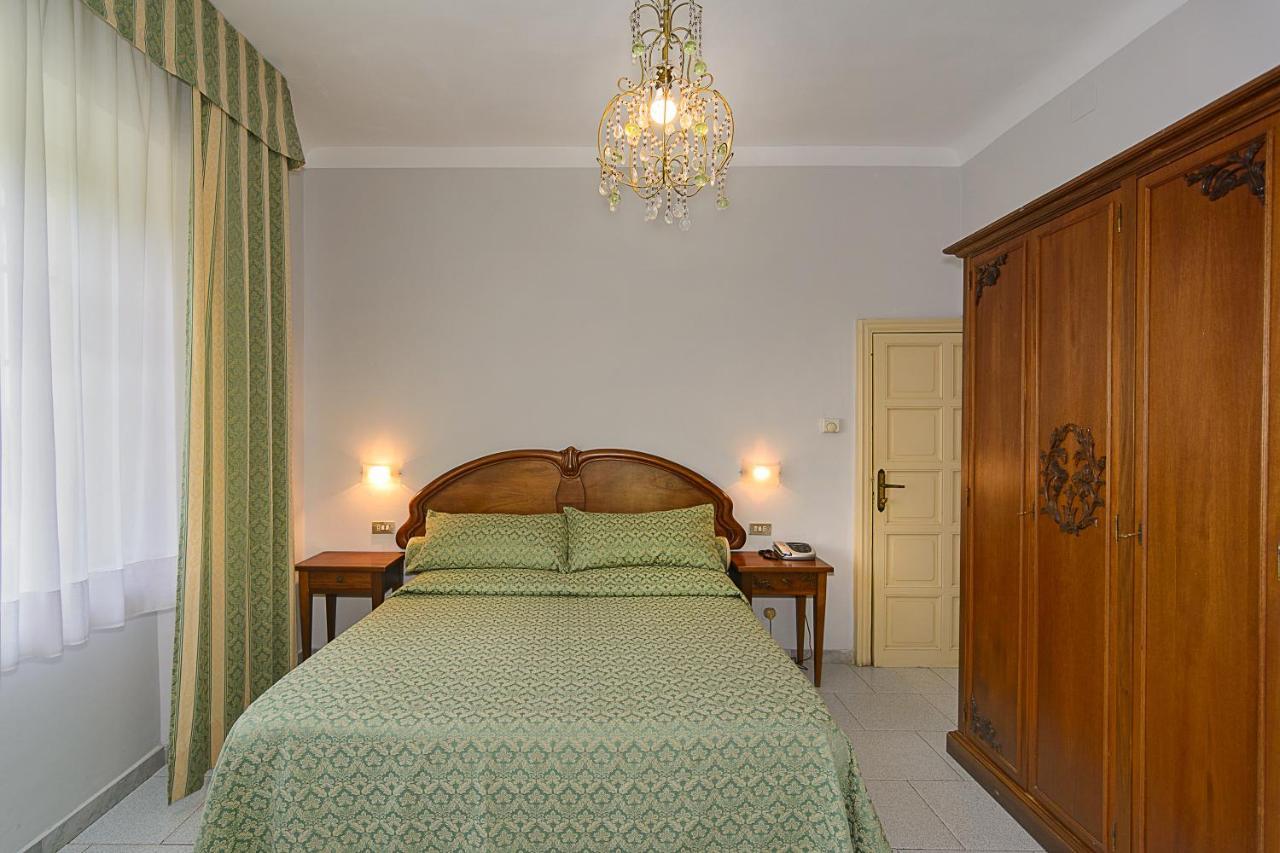 Hotel Poseidon Marina di Pietrasanta Dış mekan fotoğraf